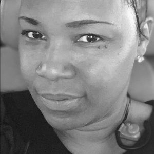 Meet your Posher, Traci